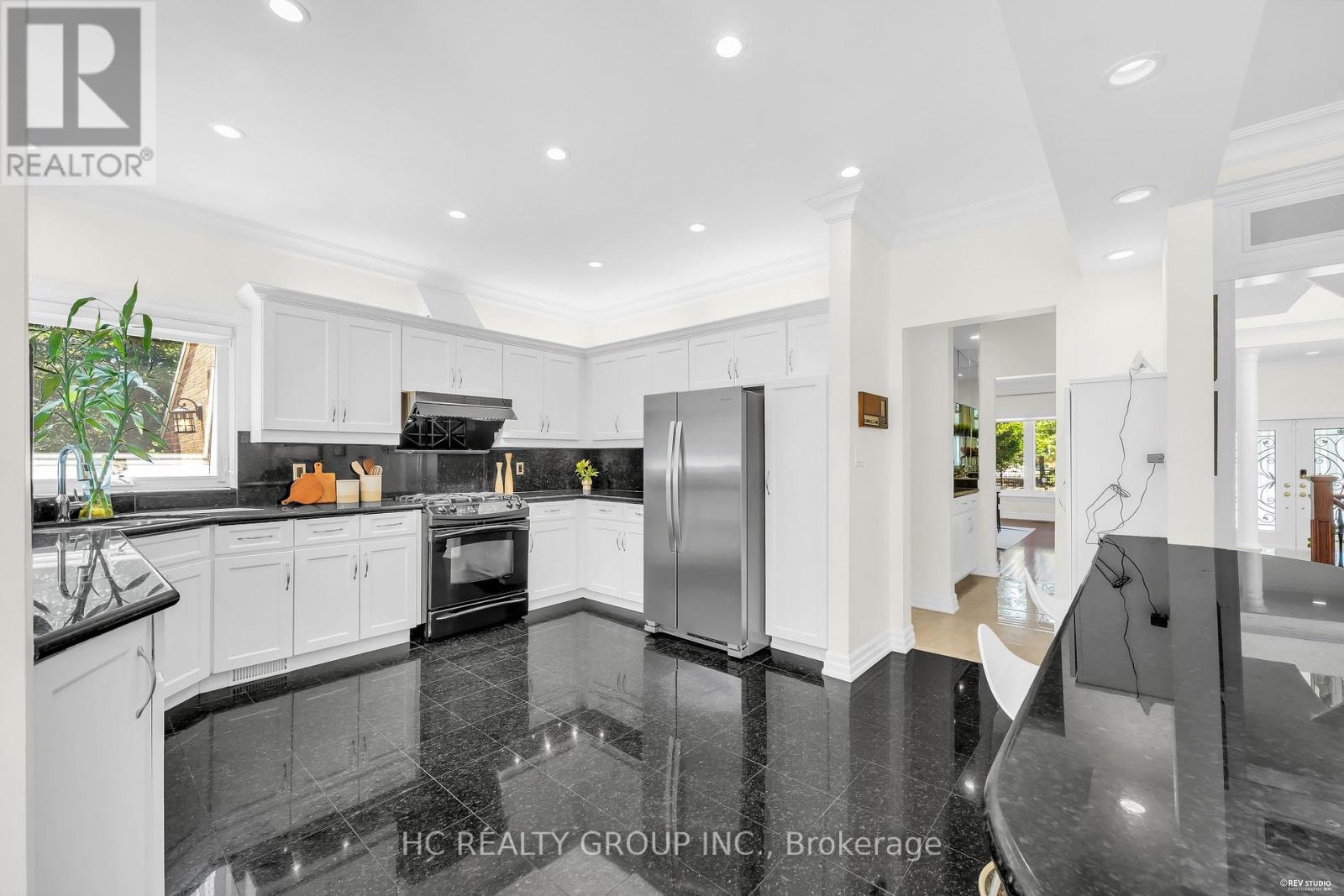 50 BOYNTON CIRCLE - 15