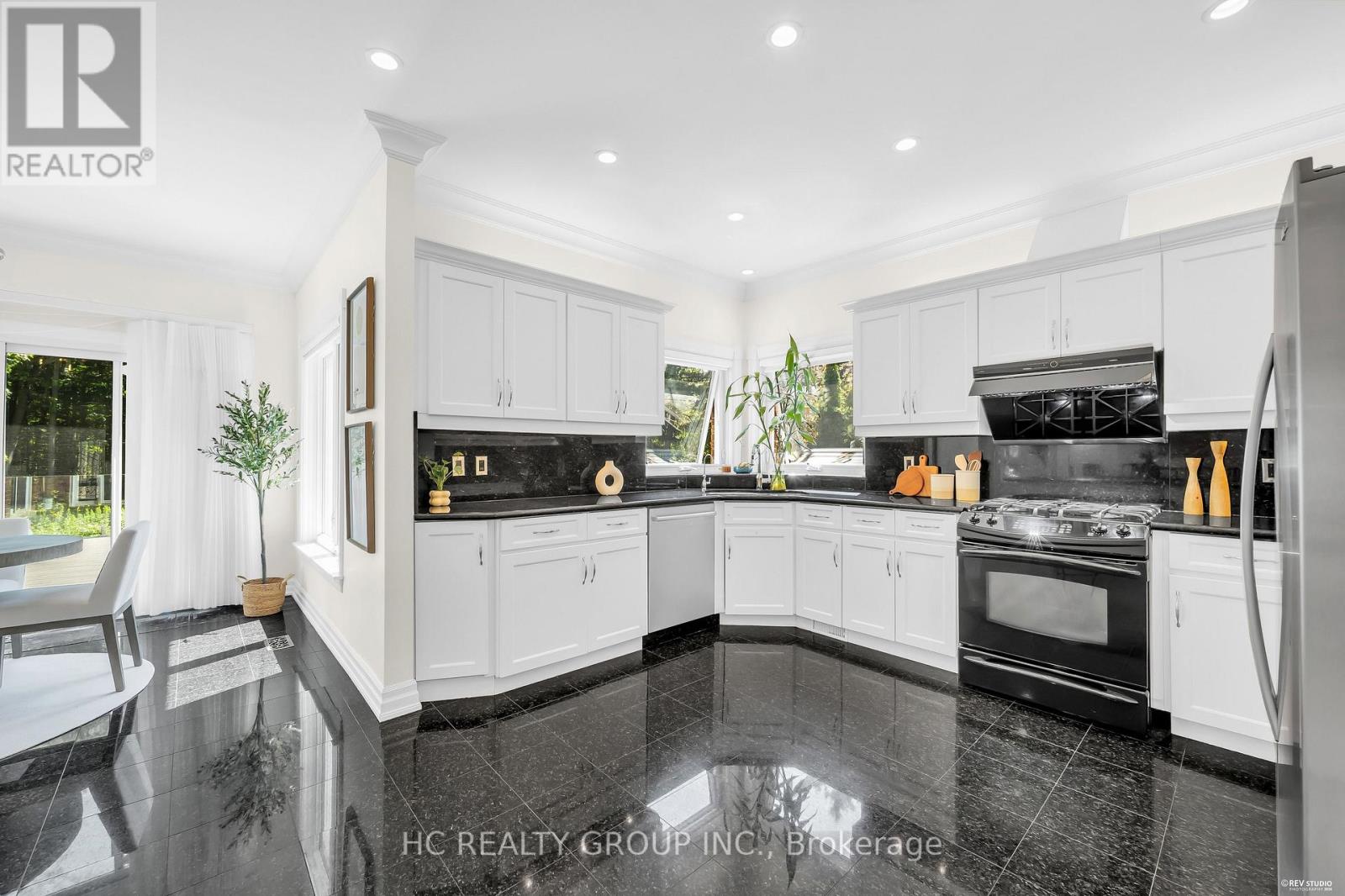 50 BOYNTON CIRCLE - 16