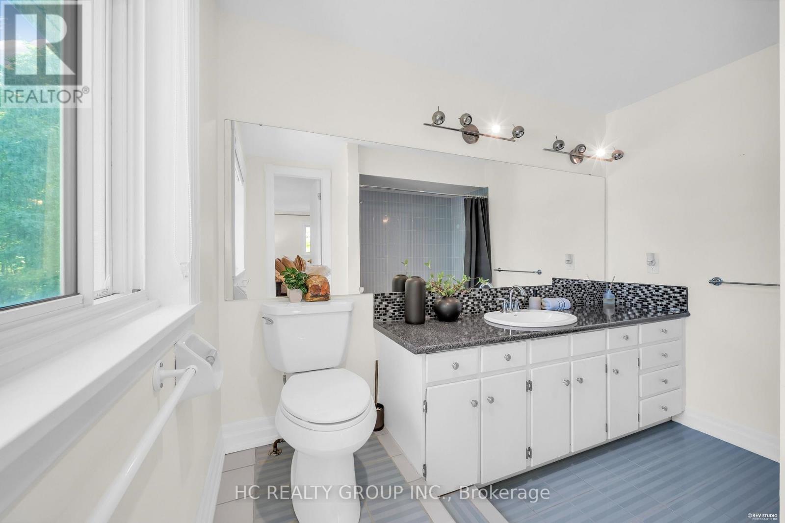 50 BOYNTON CIRCLE - 36