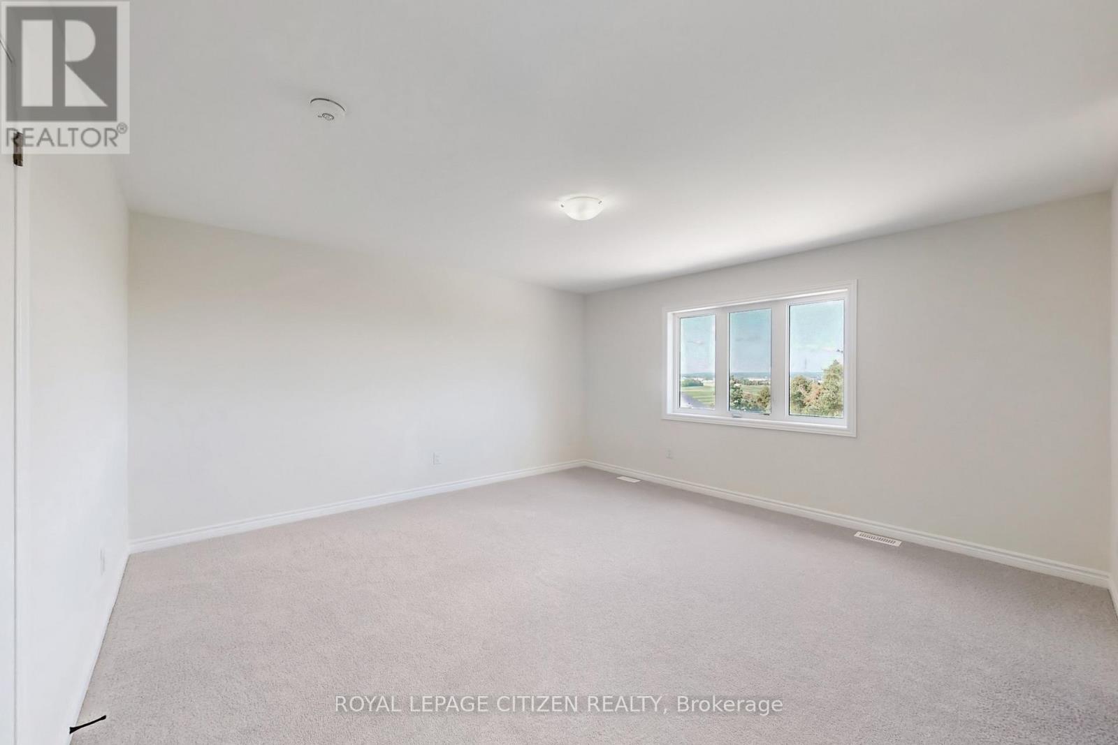 82 LAWRENCE D. PRIDHAM AVENUE - 23