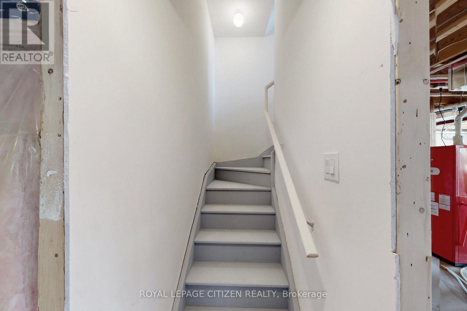 82 LAWRENCE D. PRIDHAM AVENUE - 42
