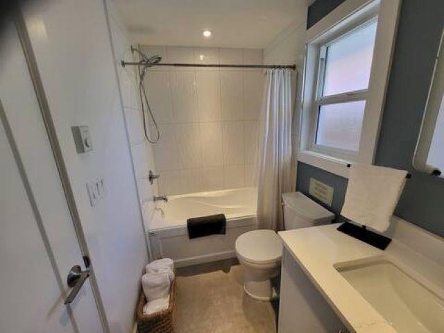 1 Bed, 1 Bath House for Rent in Surrey – 26XX GORDON AVENUE, Surrey – MLS# R3149806 - Image 9
