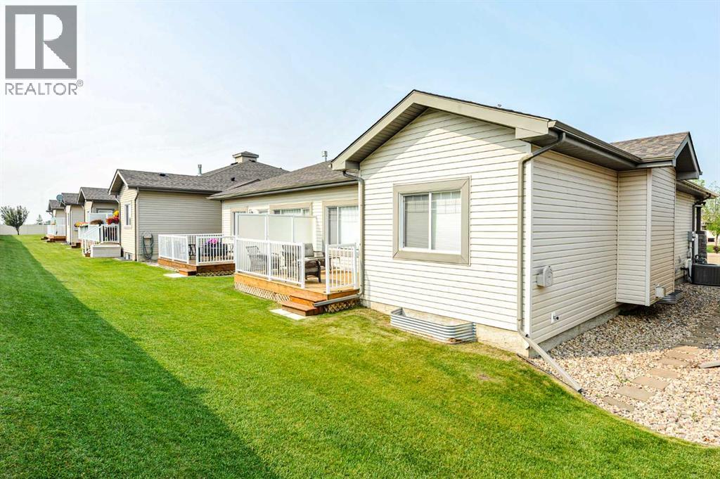 #7 5021 34 Avenue - 30