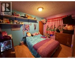 221 Macaskill Avenue, Glaslyn, SK S0M0Y0 Photo 35
