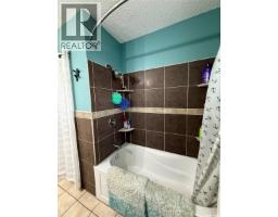 221 Macaskill Avenue, Glaslyn, SK S0M0Y0 Photo 32