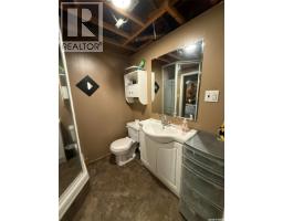 221 Macaskill Avenue, Glaslyn, SK S0M0Y0 Photo 46