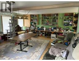 4pc Bathroom - 17117 742 Township, High Prairie, AB T0G1E0 Photo 11