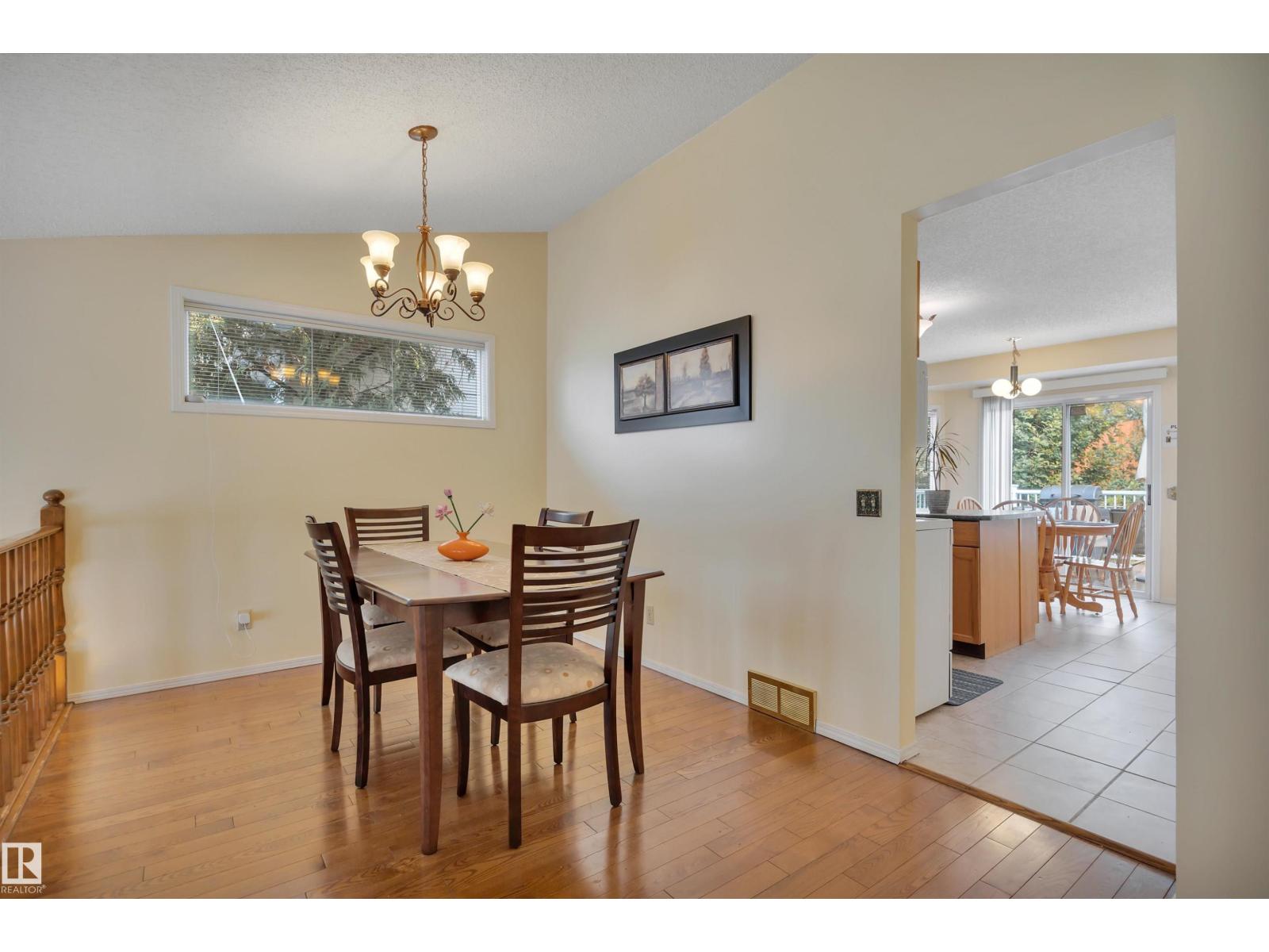18920 78 AV NW - 12