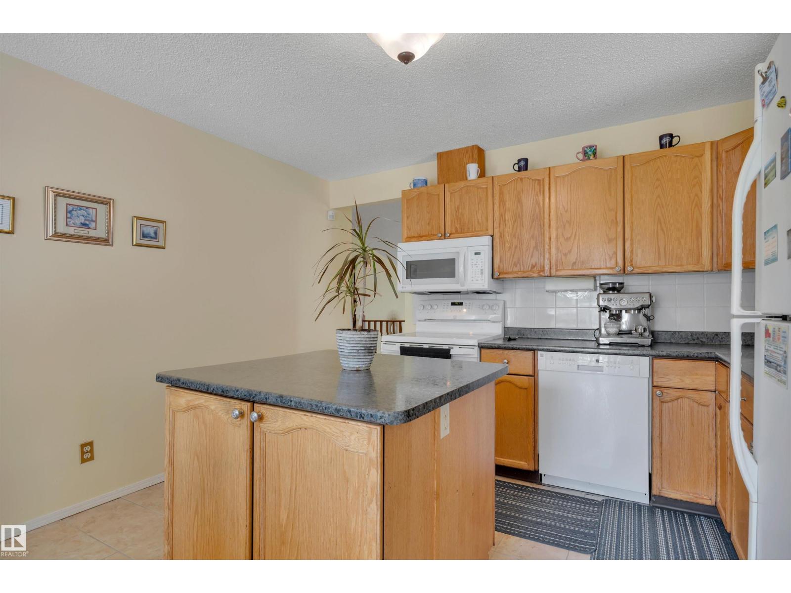 18920 78 AV NW - 17