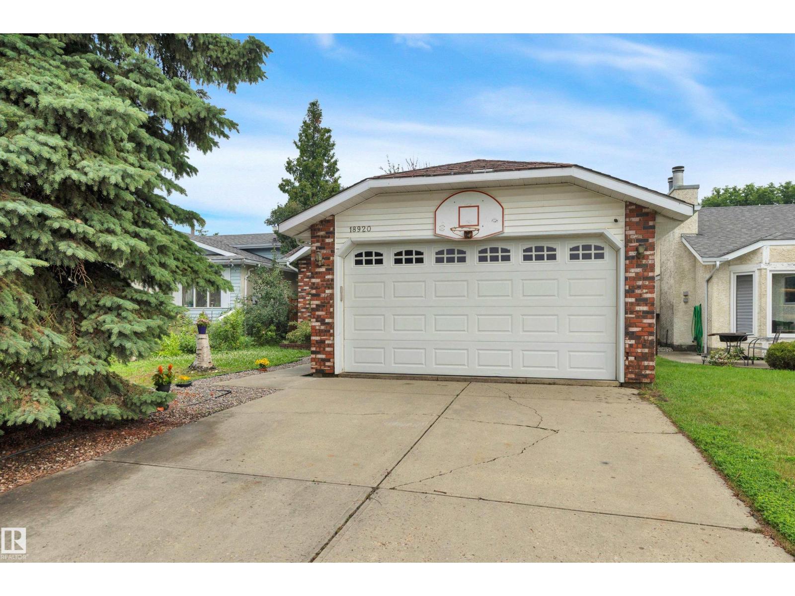 18920 78 AV NW - 2