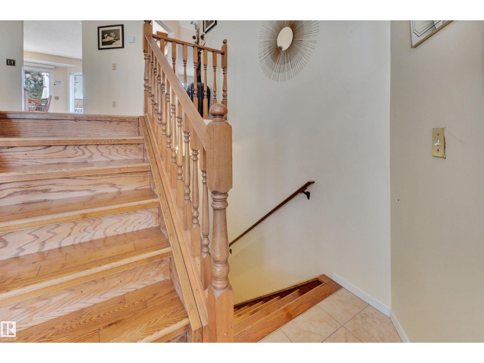 18920 78 AV NW - 33