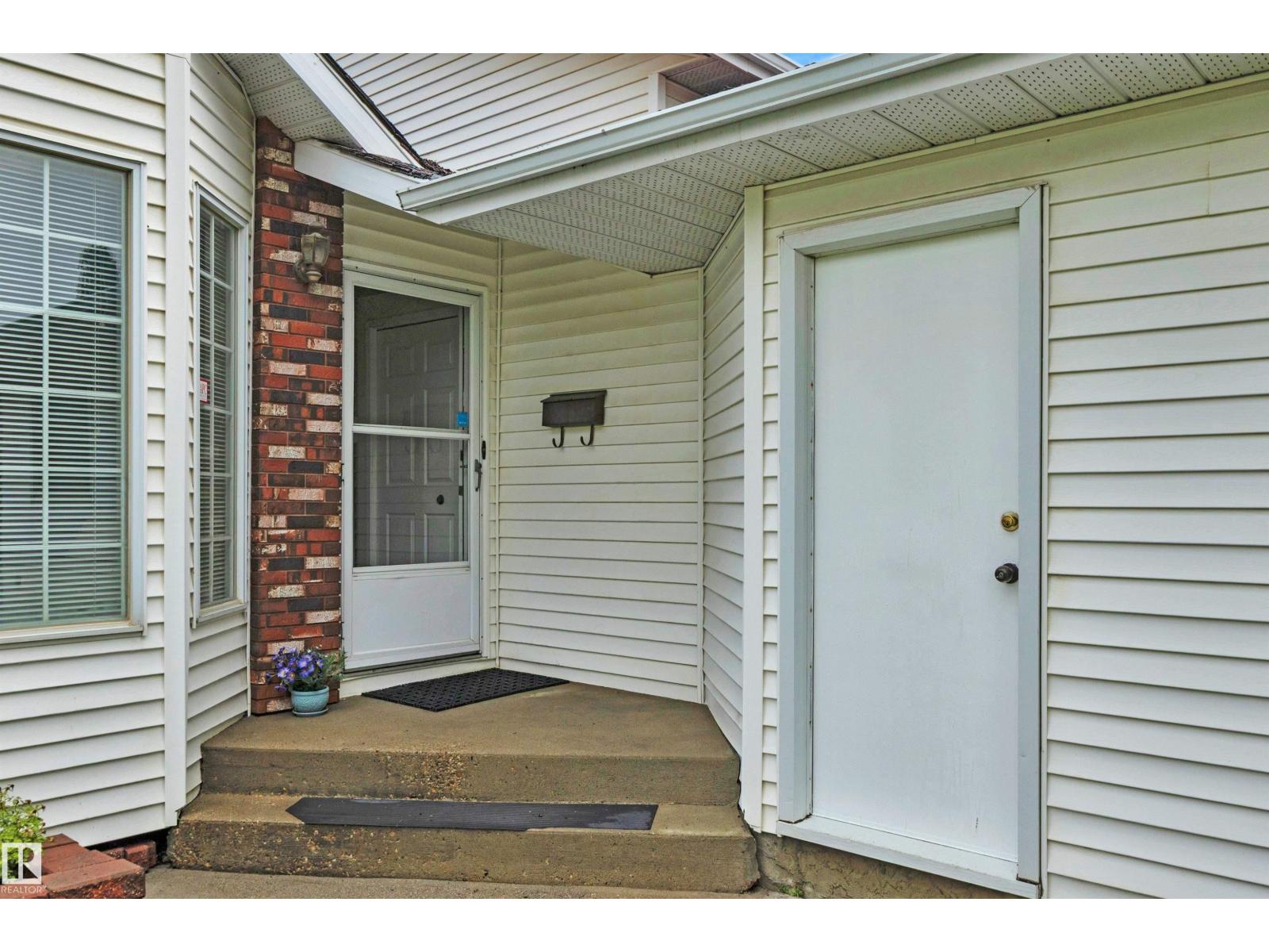 18920 78 AV NW - 4
