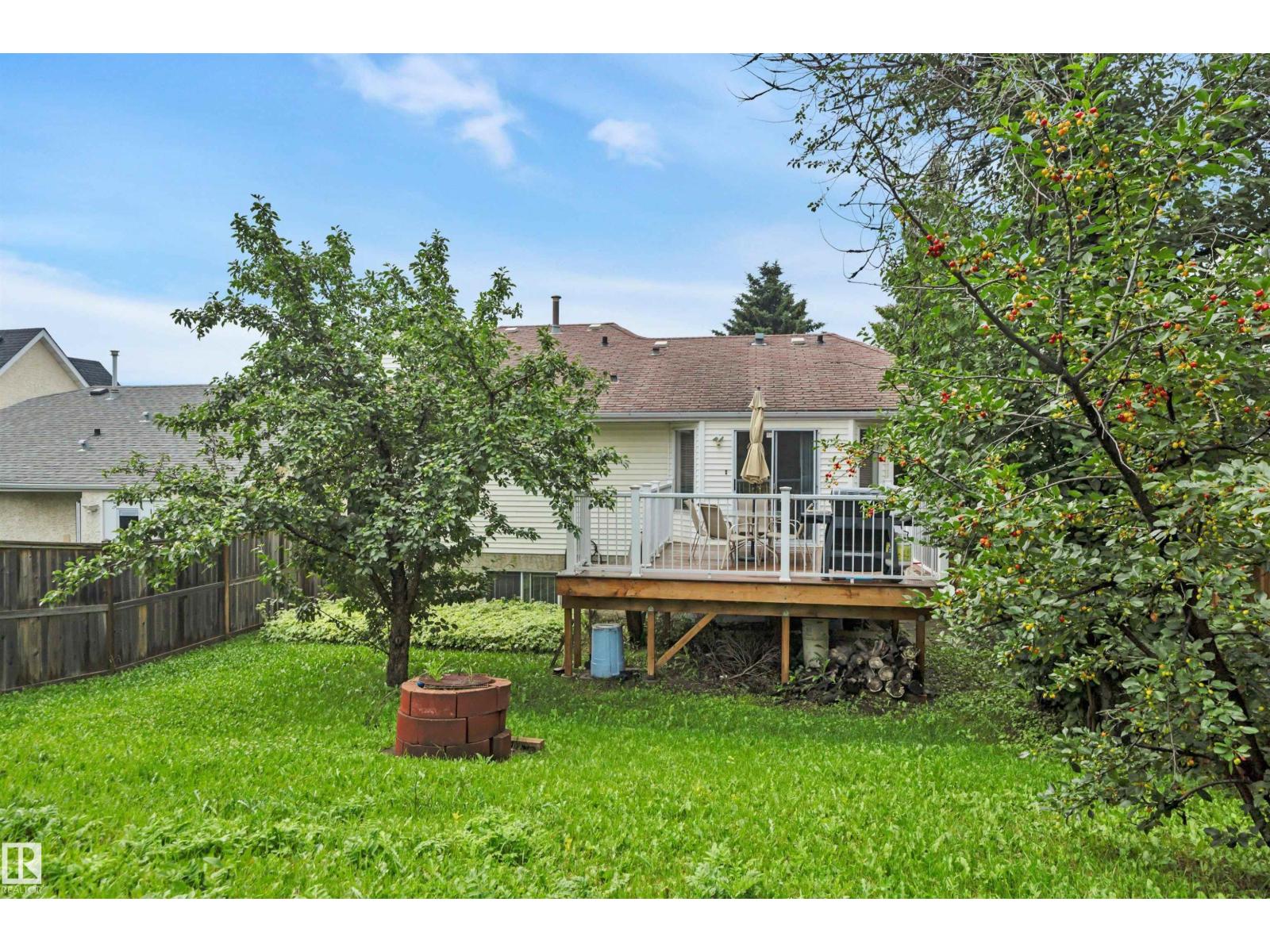 18920 78 AV NW - 52