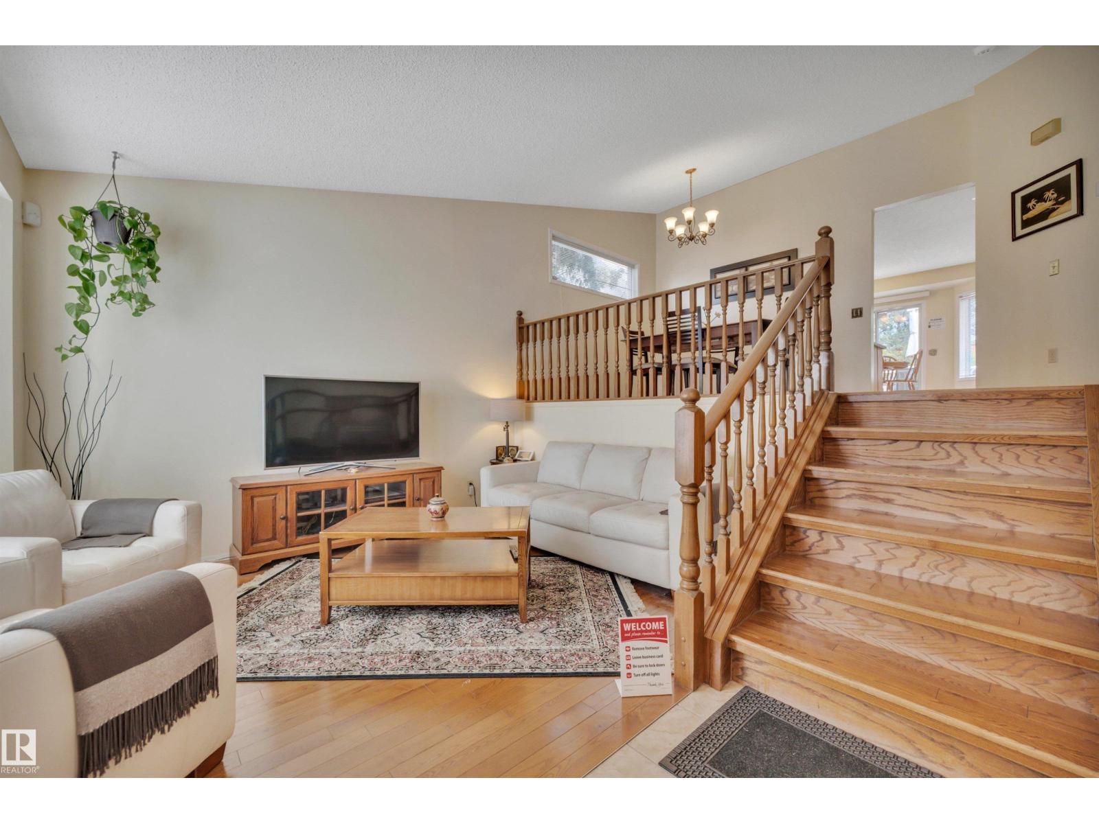 18920 78 AV NW - 6