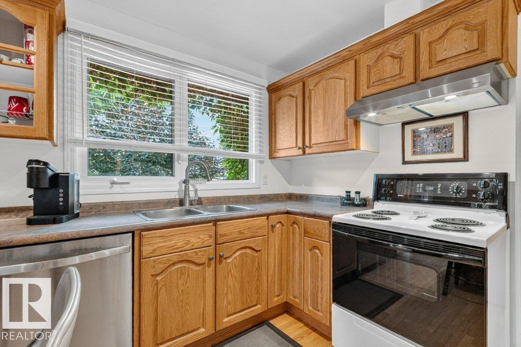 11131 35A AV NW - 16