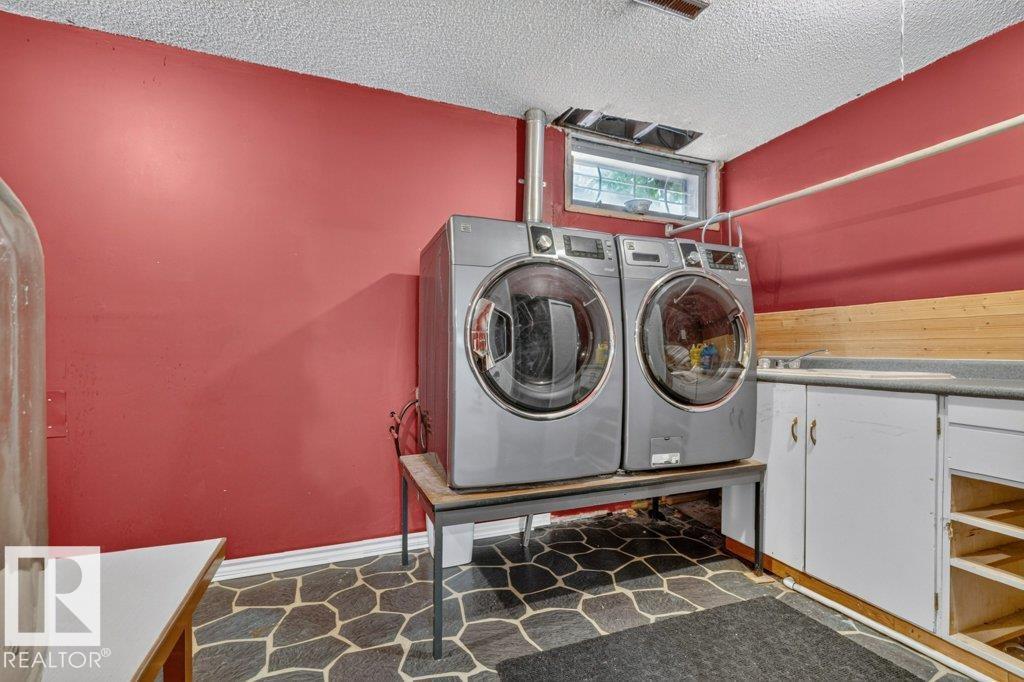 11131 35A AV NW - 36