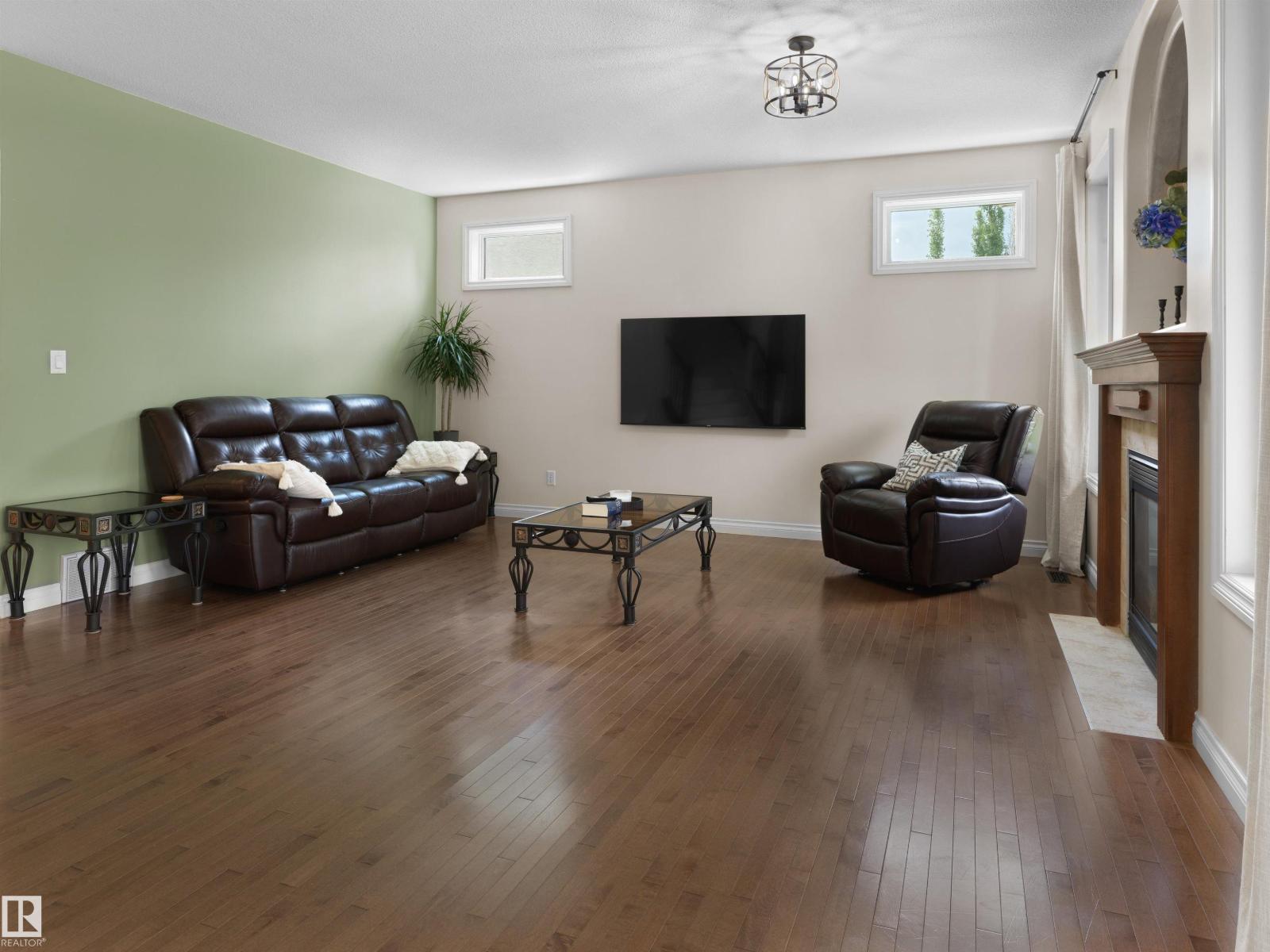 8708 207 ST NW - 6