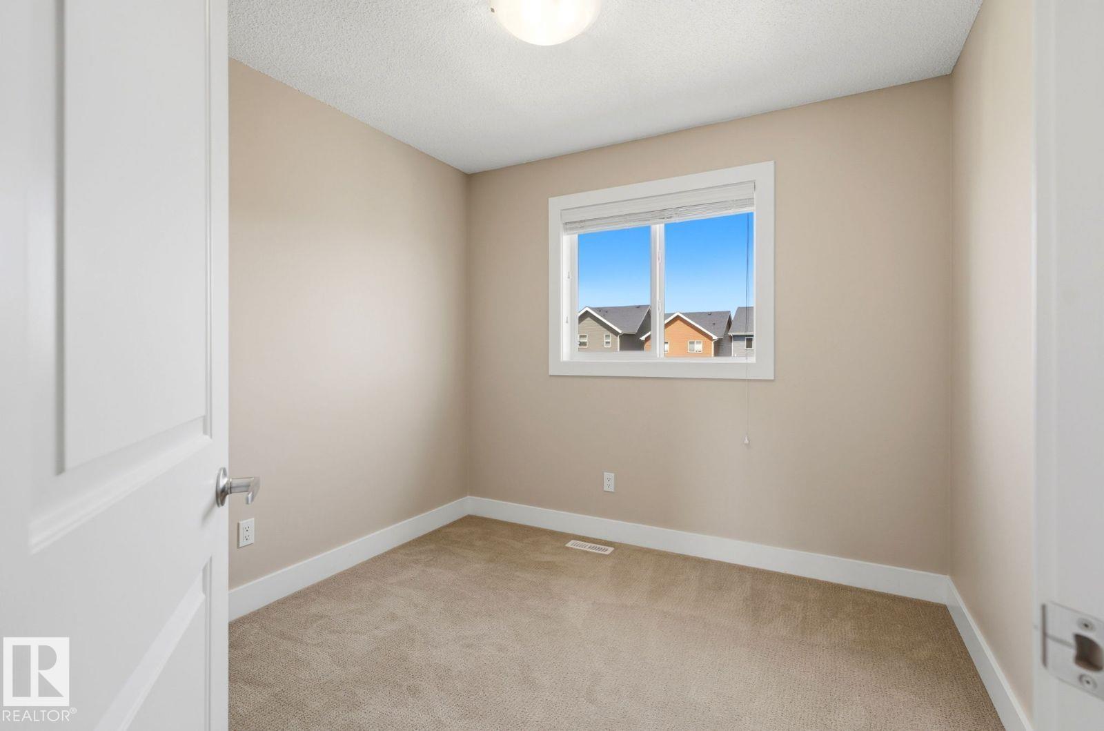 206 SOUTHFORK DR - Image 17