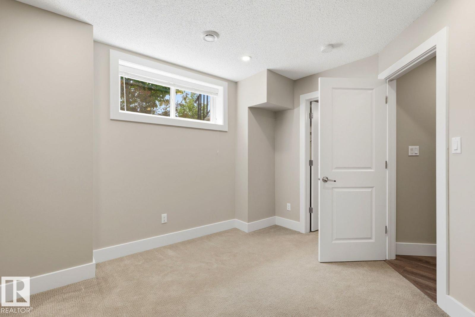206 SOUTHFORK DR - Image 23