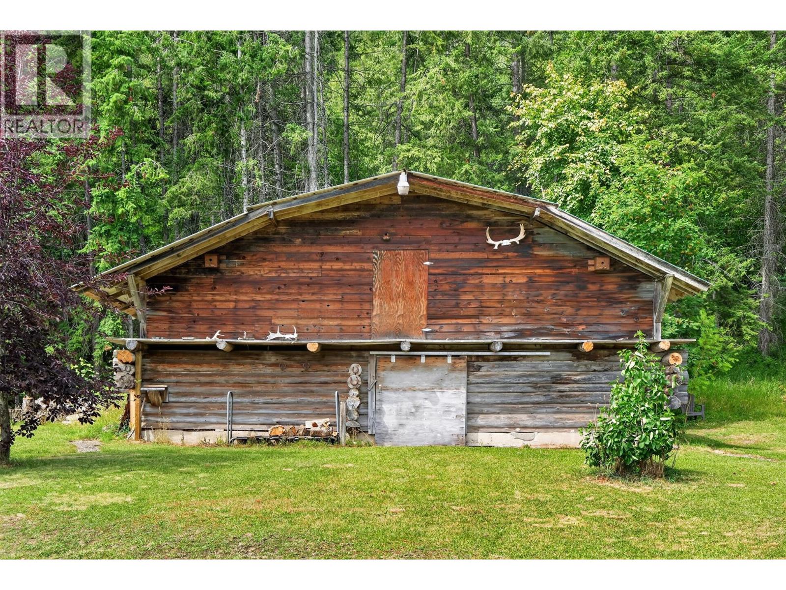 9450 Highway 31 - 54