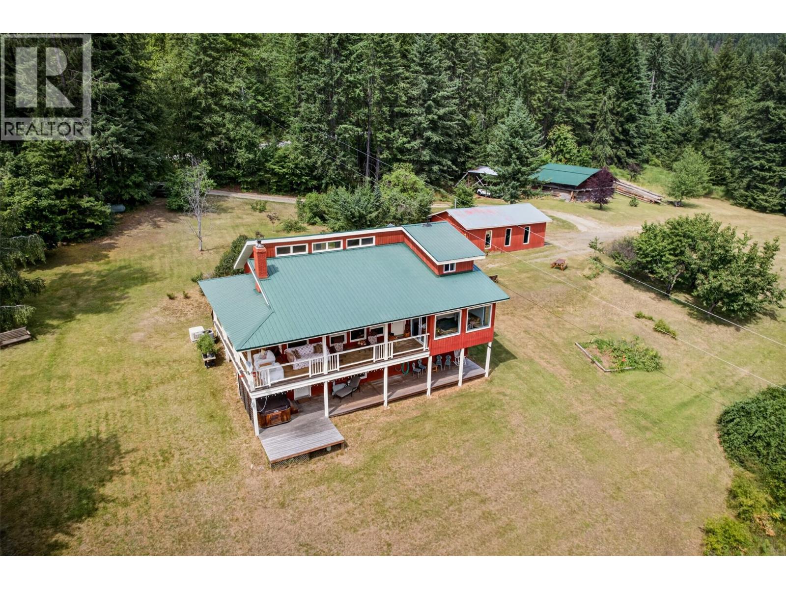 9450 Highway 31 - 66