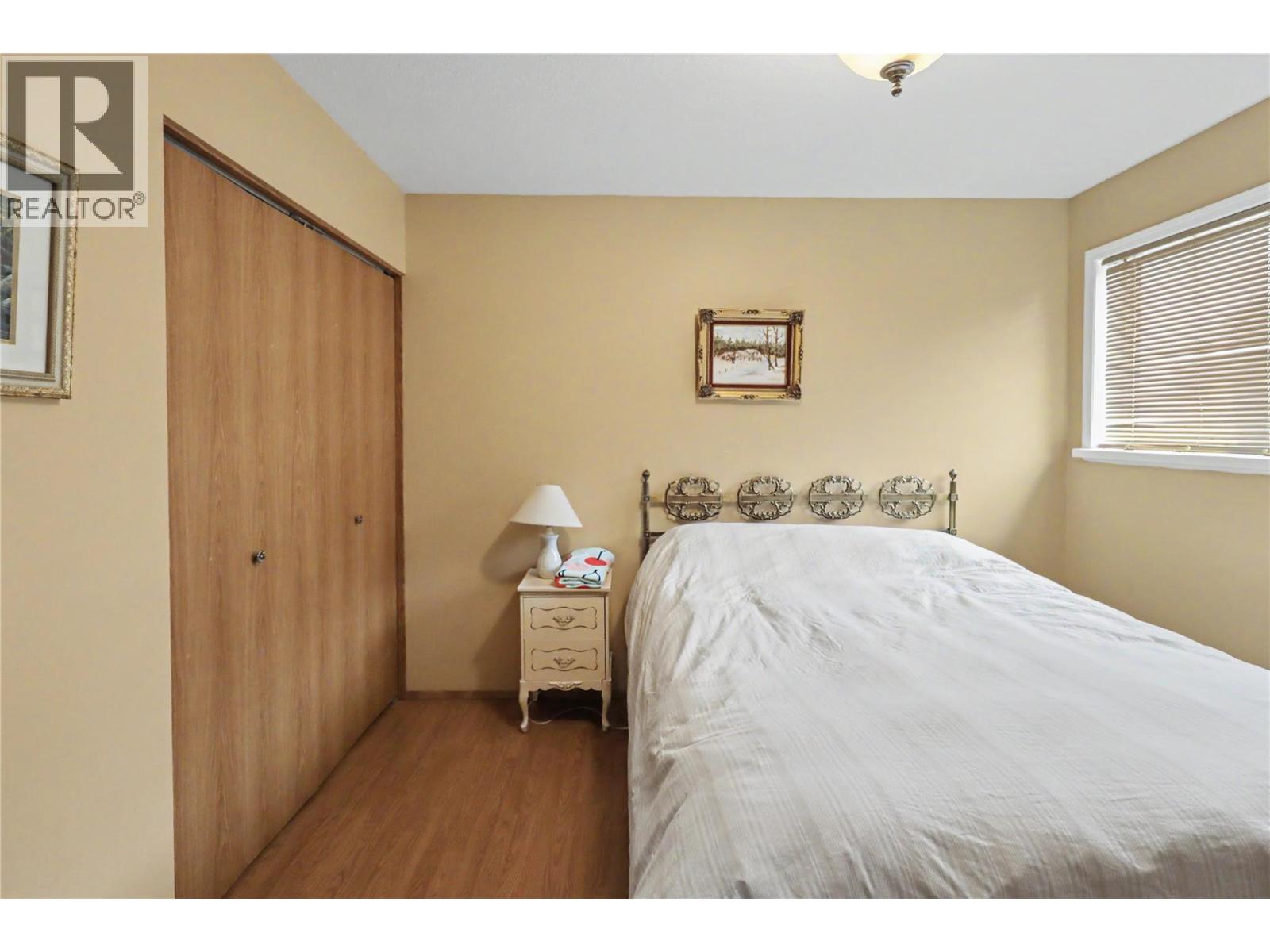 4055 Victoria Road - Image 13