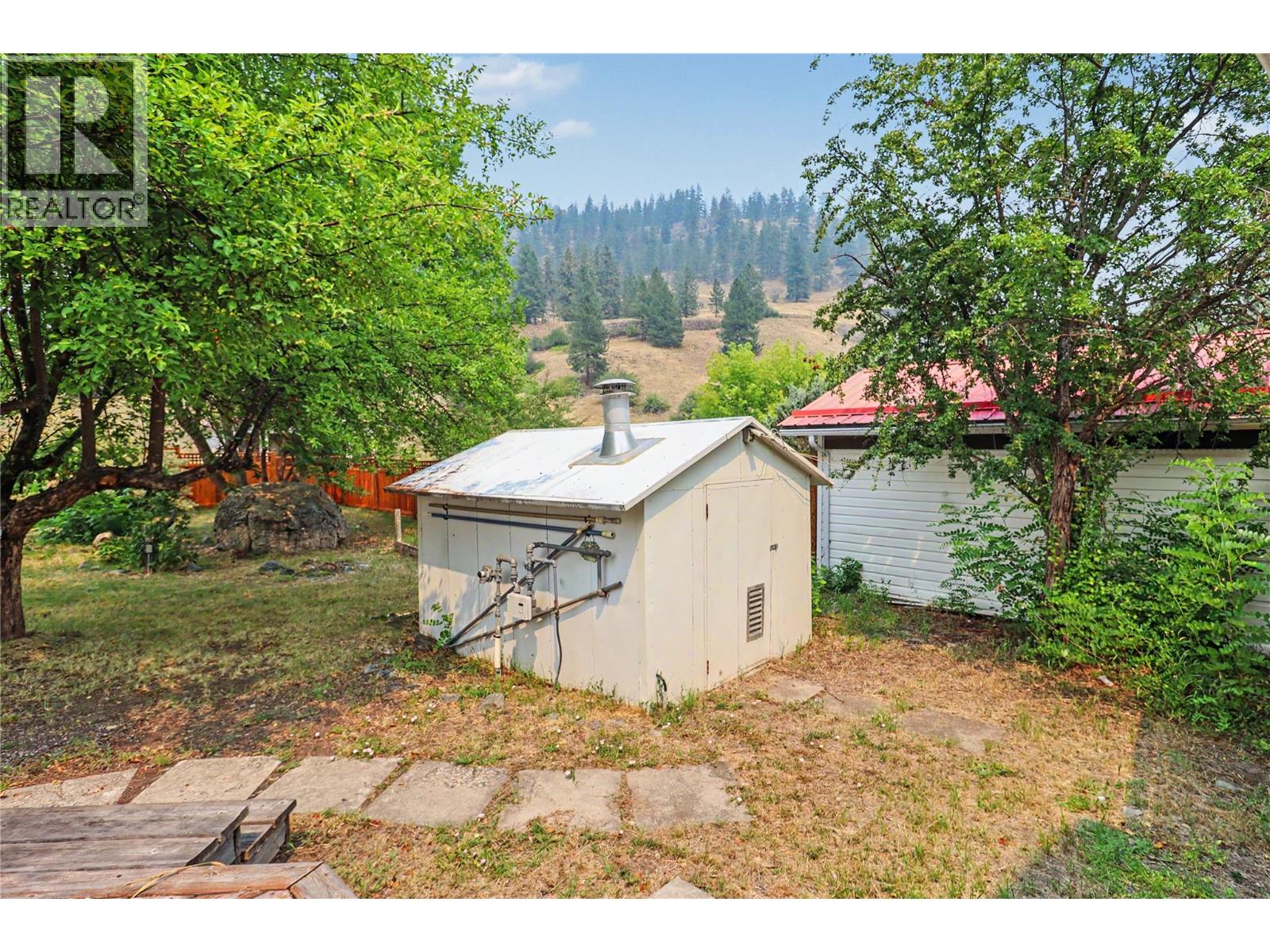 4055 Victoria Road - 28