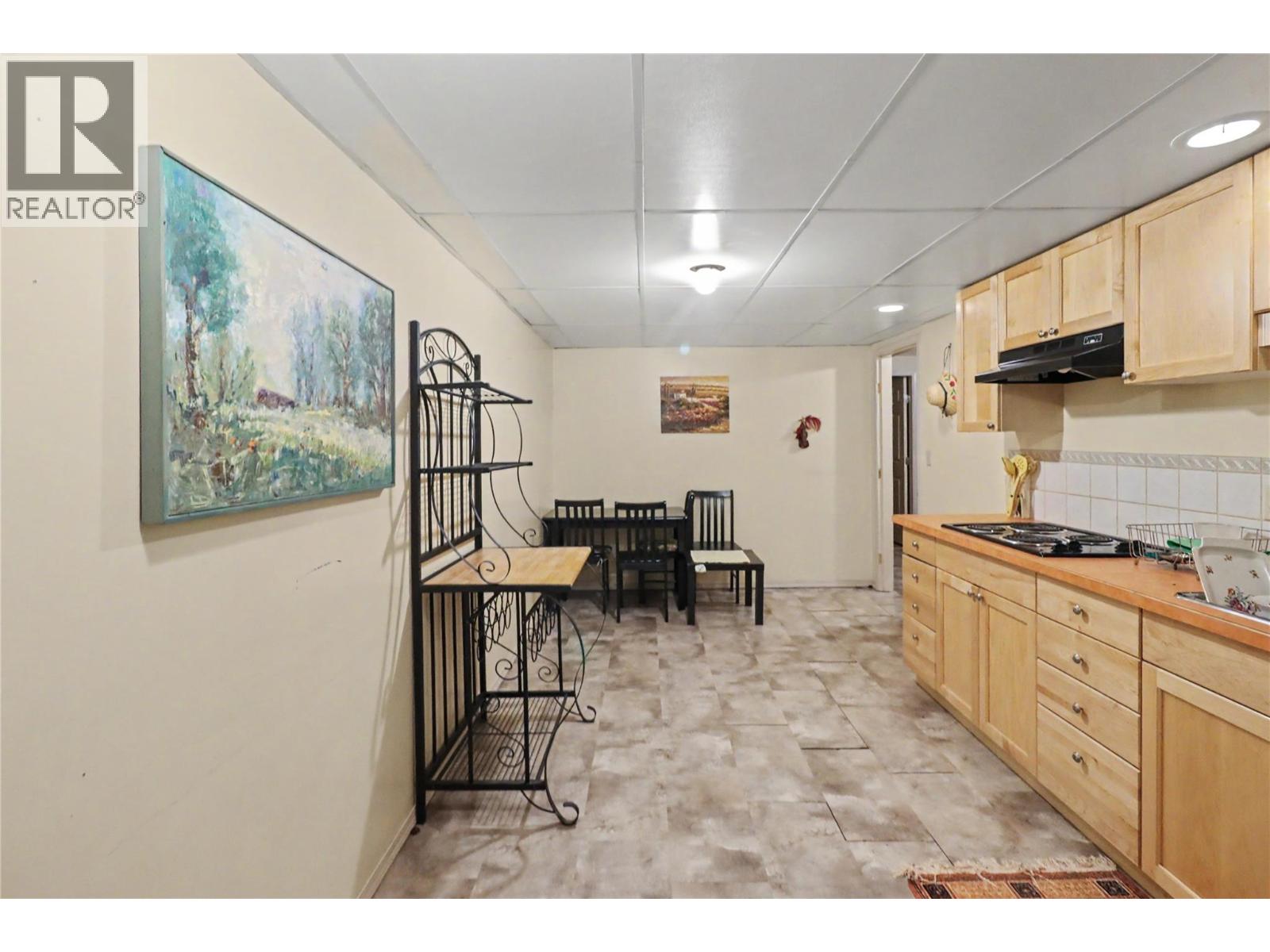 4055 Victoria Road - 33