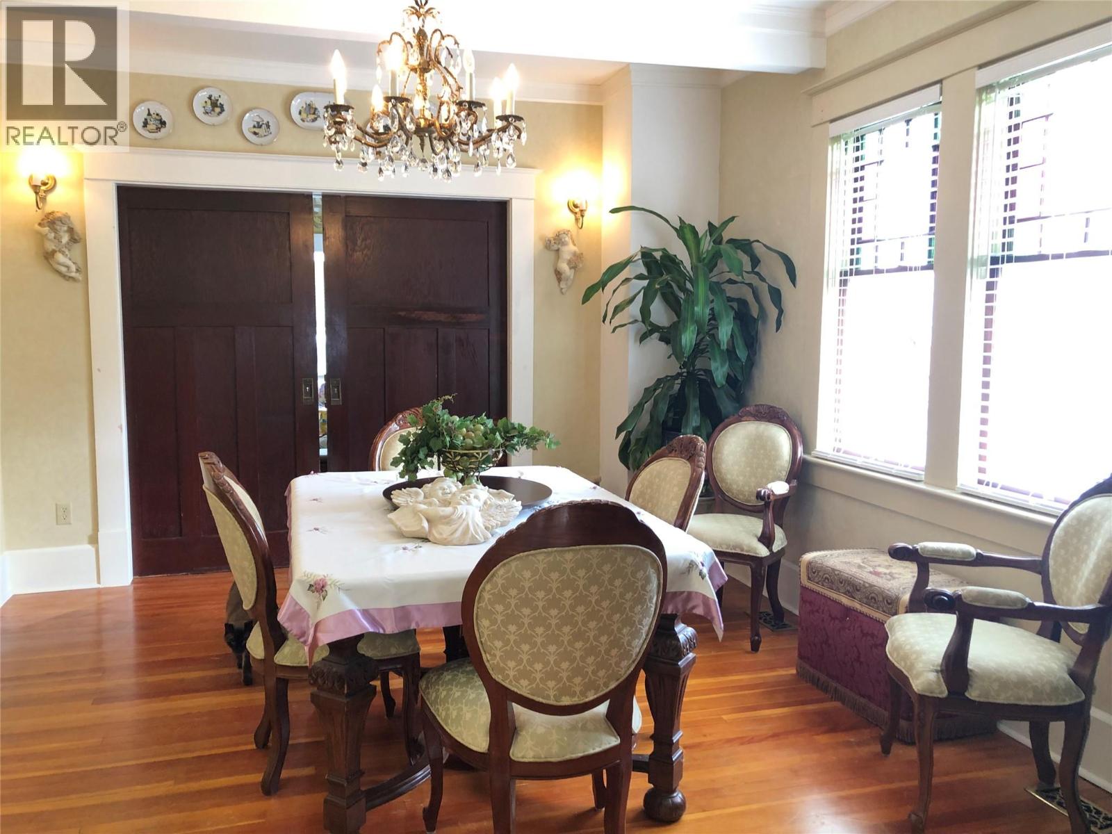 1335 THOM Street - 25