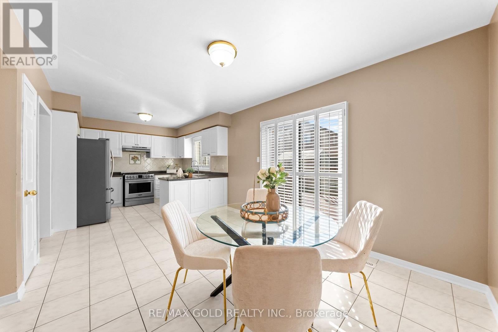 21 PACIFIC WIND CRESCENT - 14
