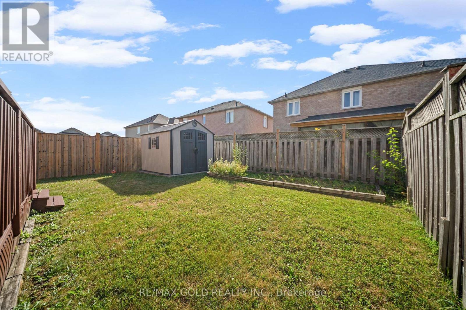 21 PACIFIC WIND CRESCENT - 42