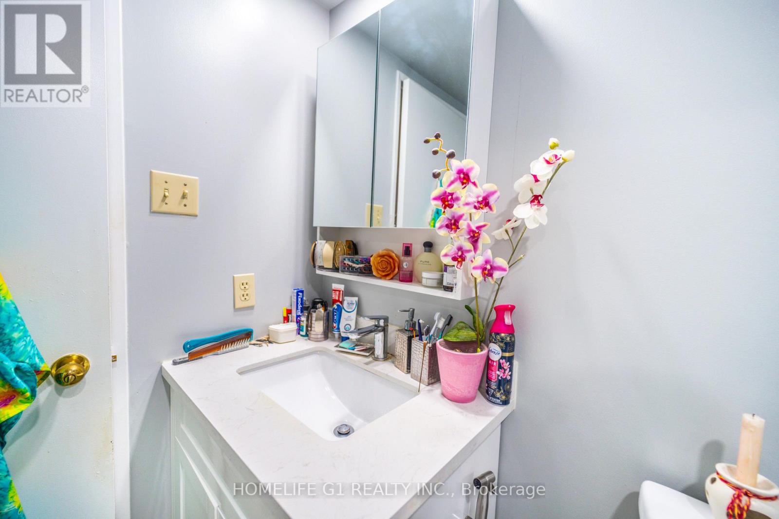 #911 4185 SHIPP DRIVE - 31