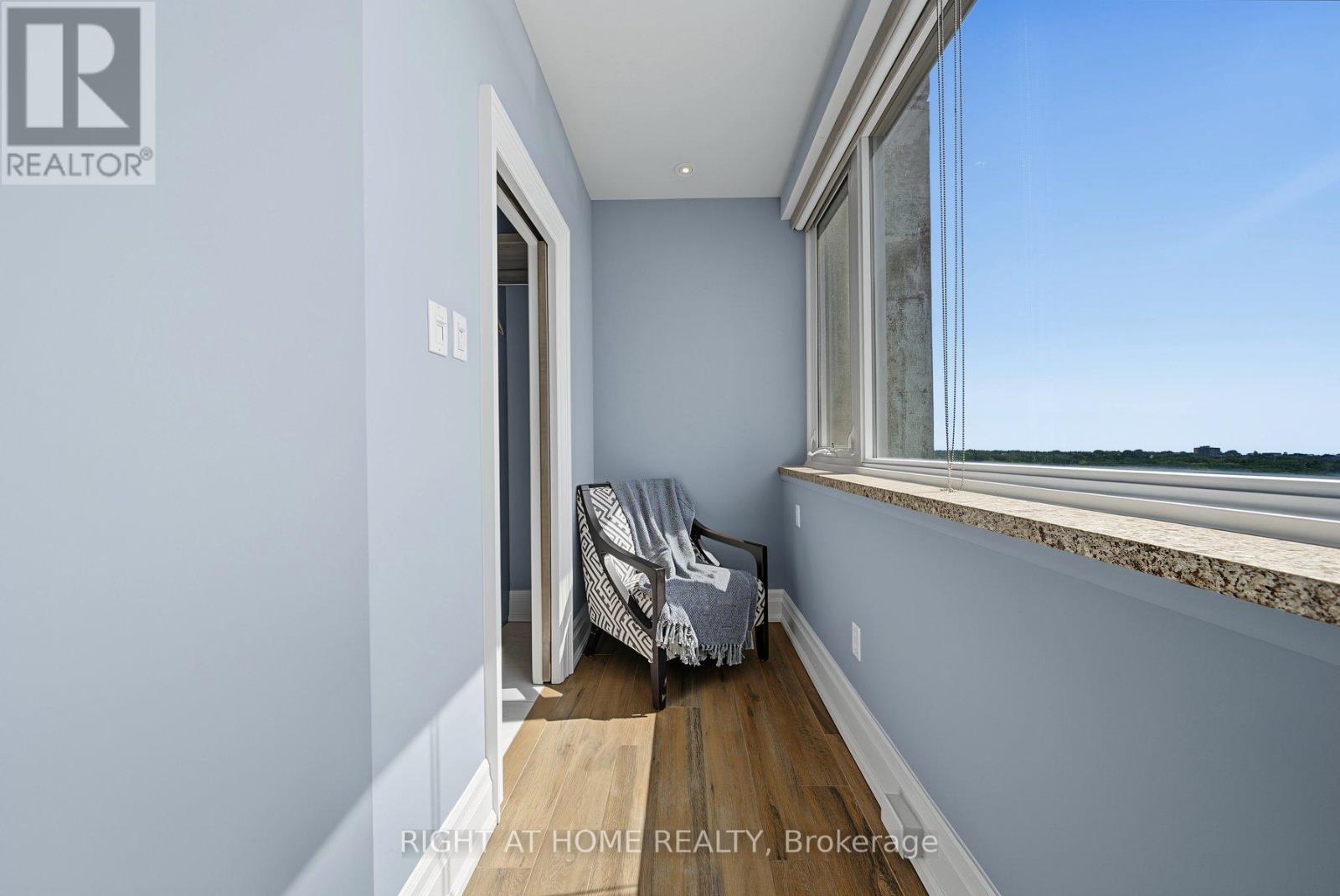 #1206 20 SPEERS ROAD - Image 15