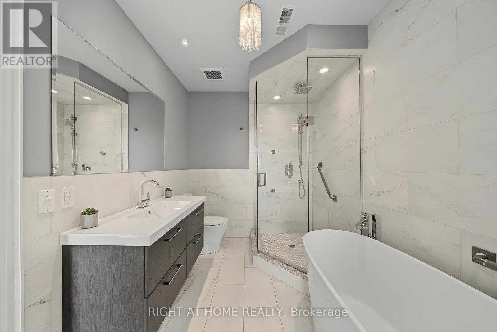 #1206 20 SPEERS ROAD - Image 19