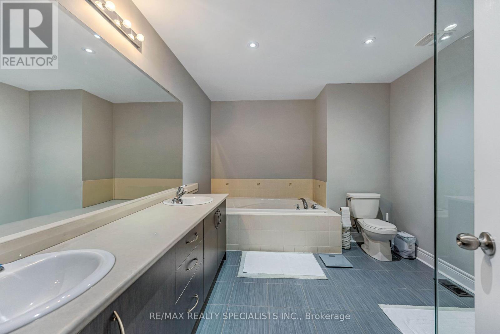 171 RISING HILL RIDGE - 16