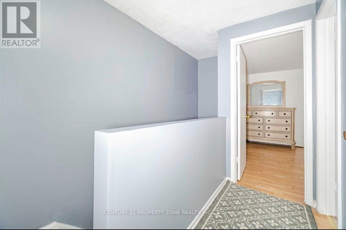 26 SANDRINGHAM COURT - Image 18