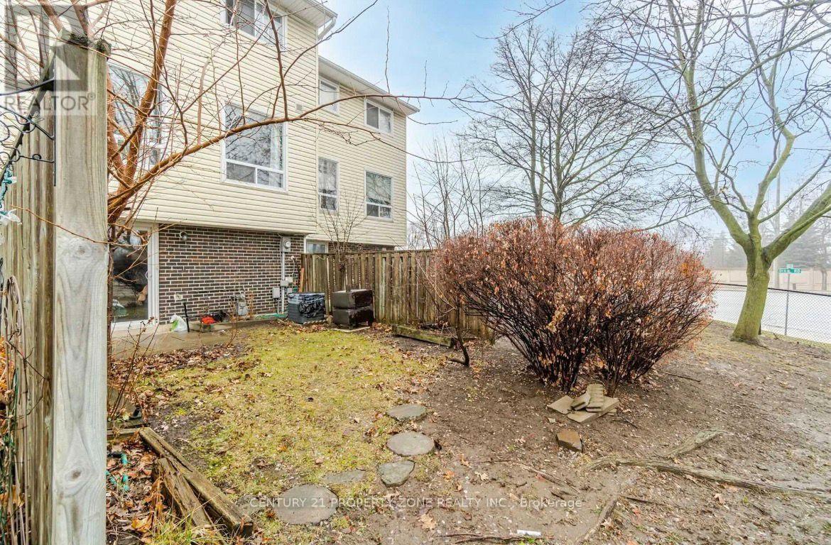 26 SANDRINGHAM COURT - Image 25