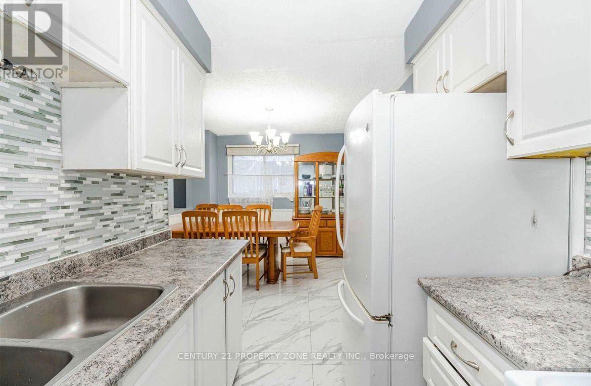 26 SANDRINGHAM COURT - Image 9