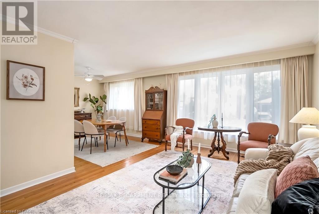 652 ARDLEIGH CRESCENT - 14