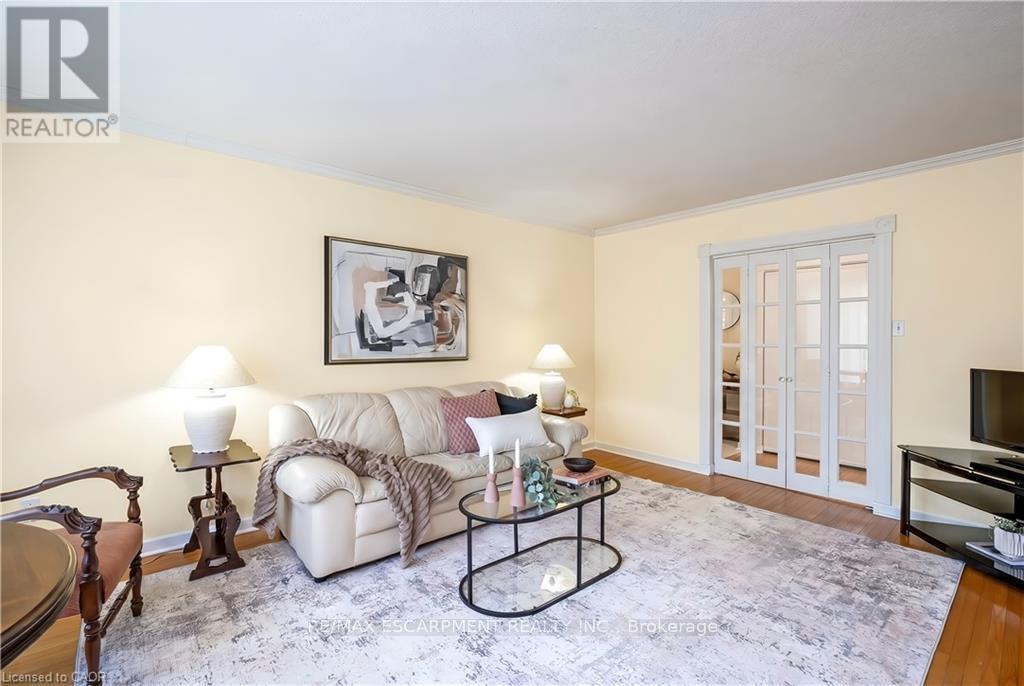 652 ARDLEIGH CRESCENT - 16