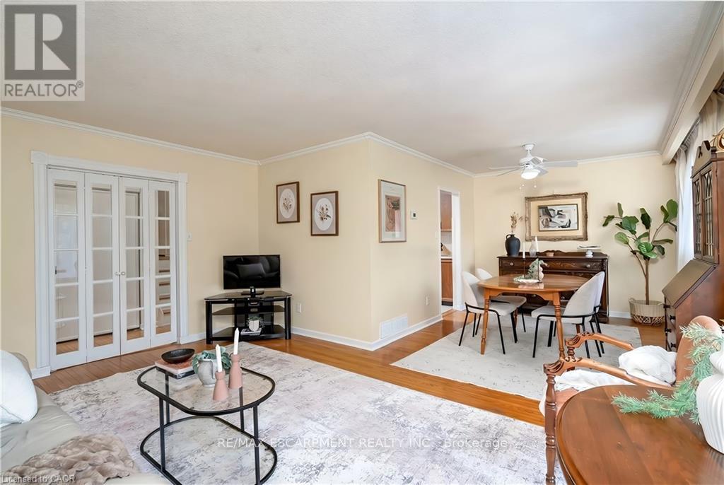 652 ARDLEIGH CRESCENT - 17