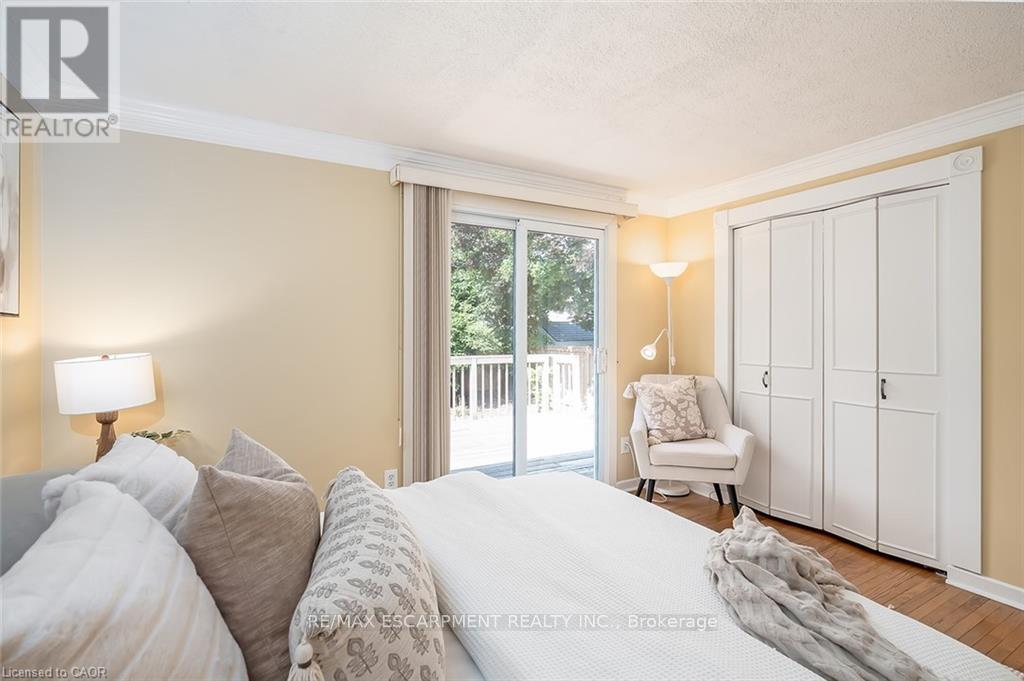 652 ARDLEIGH CRESCENT - 19