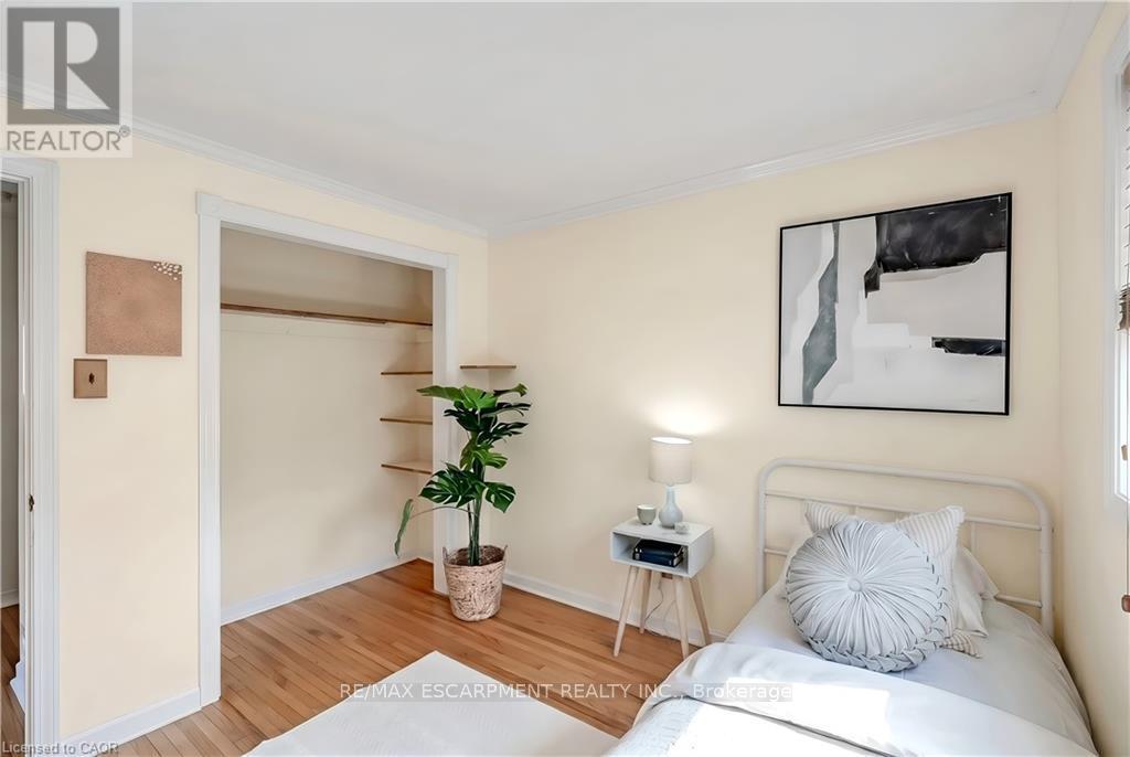 652 ARDLEIGH CRESCENT - 21