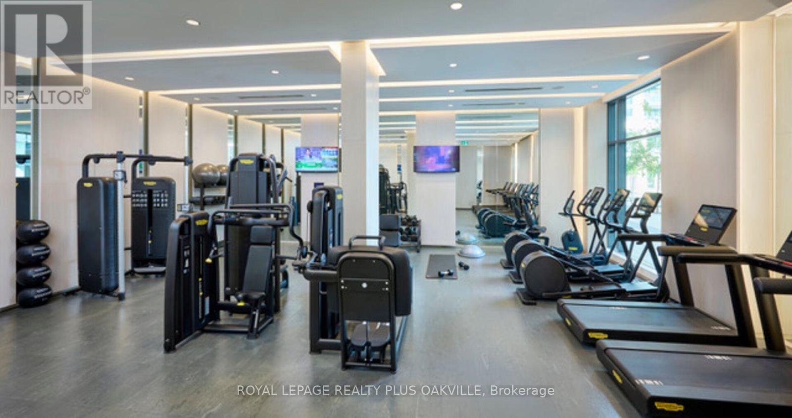 #303A 2060 LAKESHORE ROAD - 37