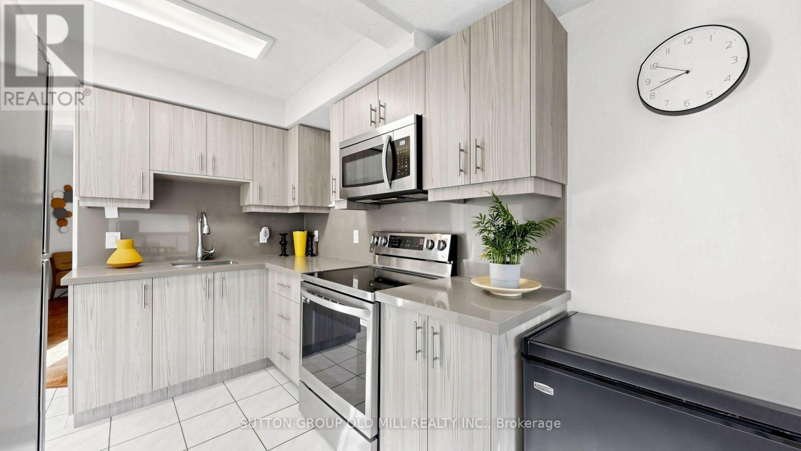 6 HILLDALE ROAD - Image 11