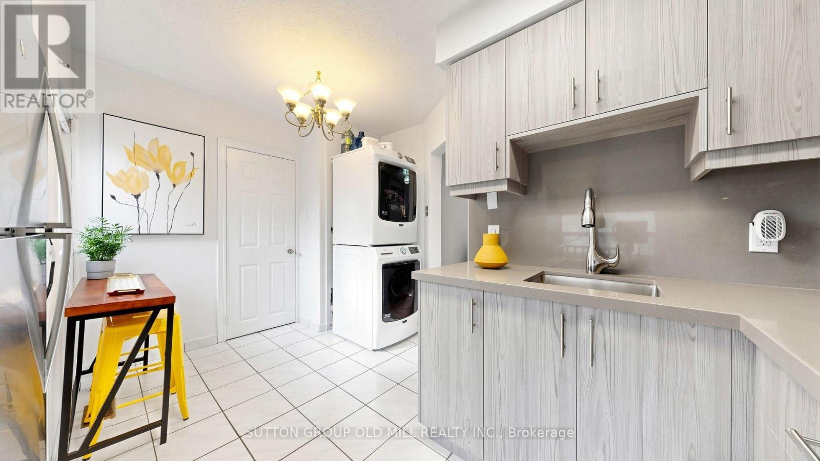 6 HILLDALE ROAD - 12