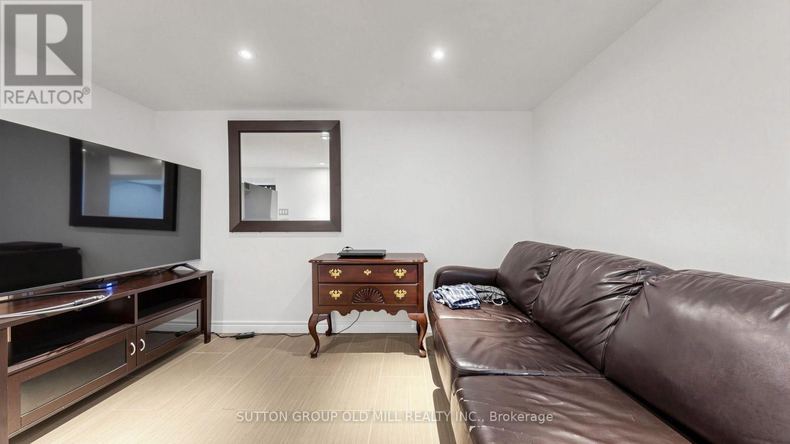6 HILLDALE ROAD - Image 26