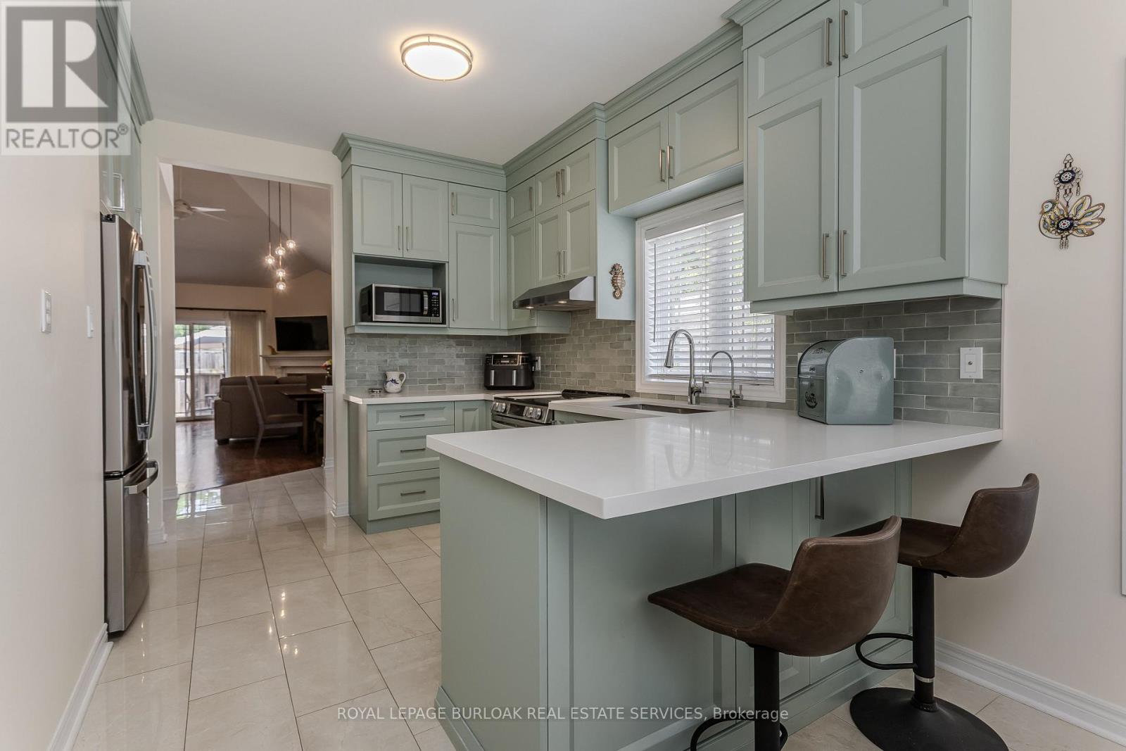 #33 2169 ORCHARD ROAD - Image 8
