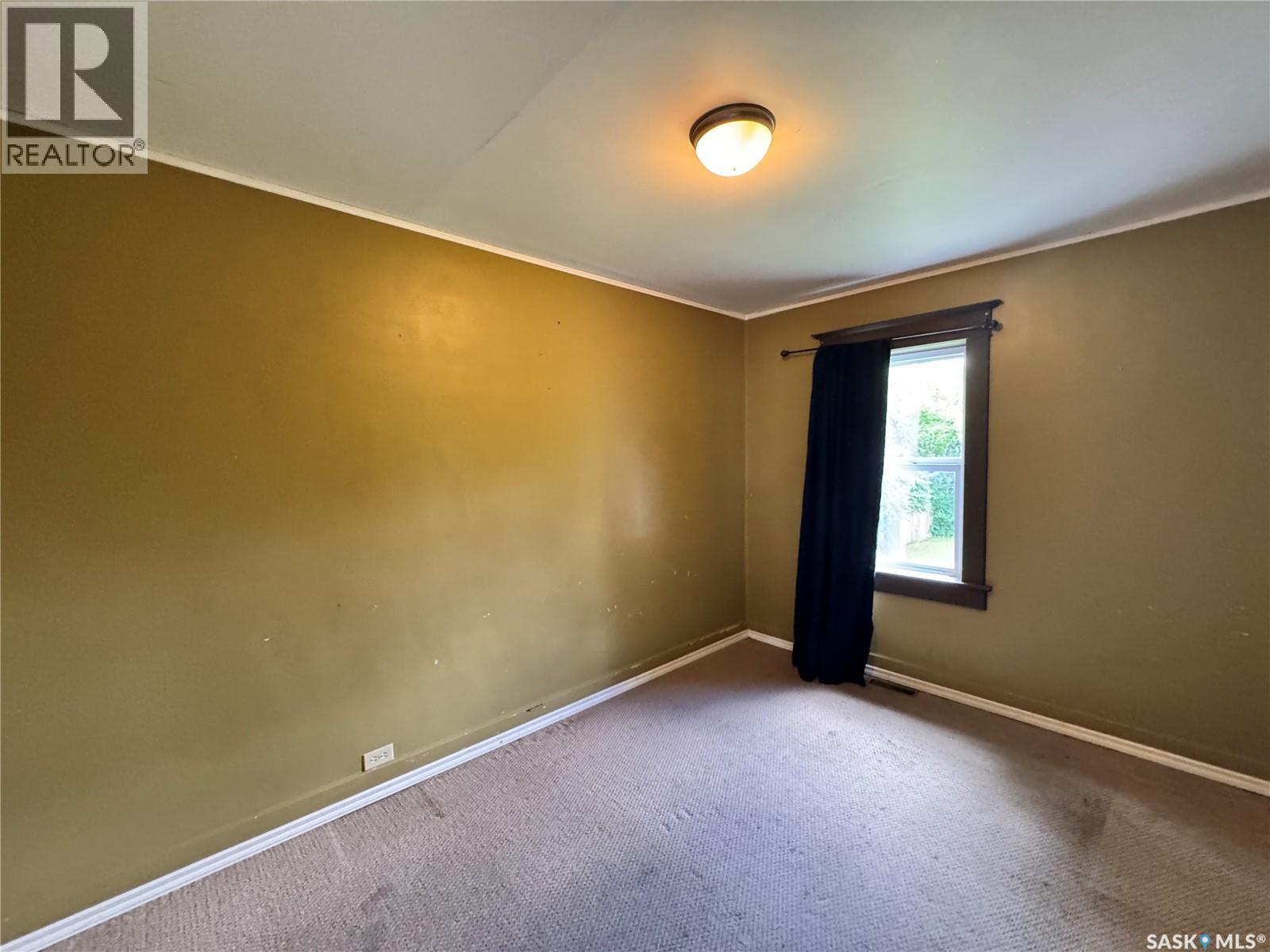 303 4th AVENUE W - 13