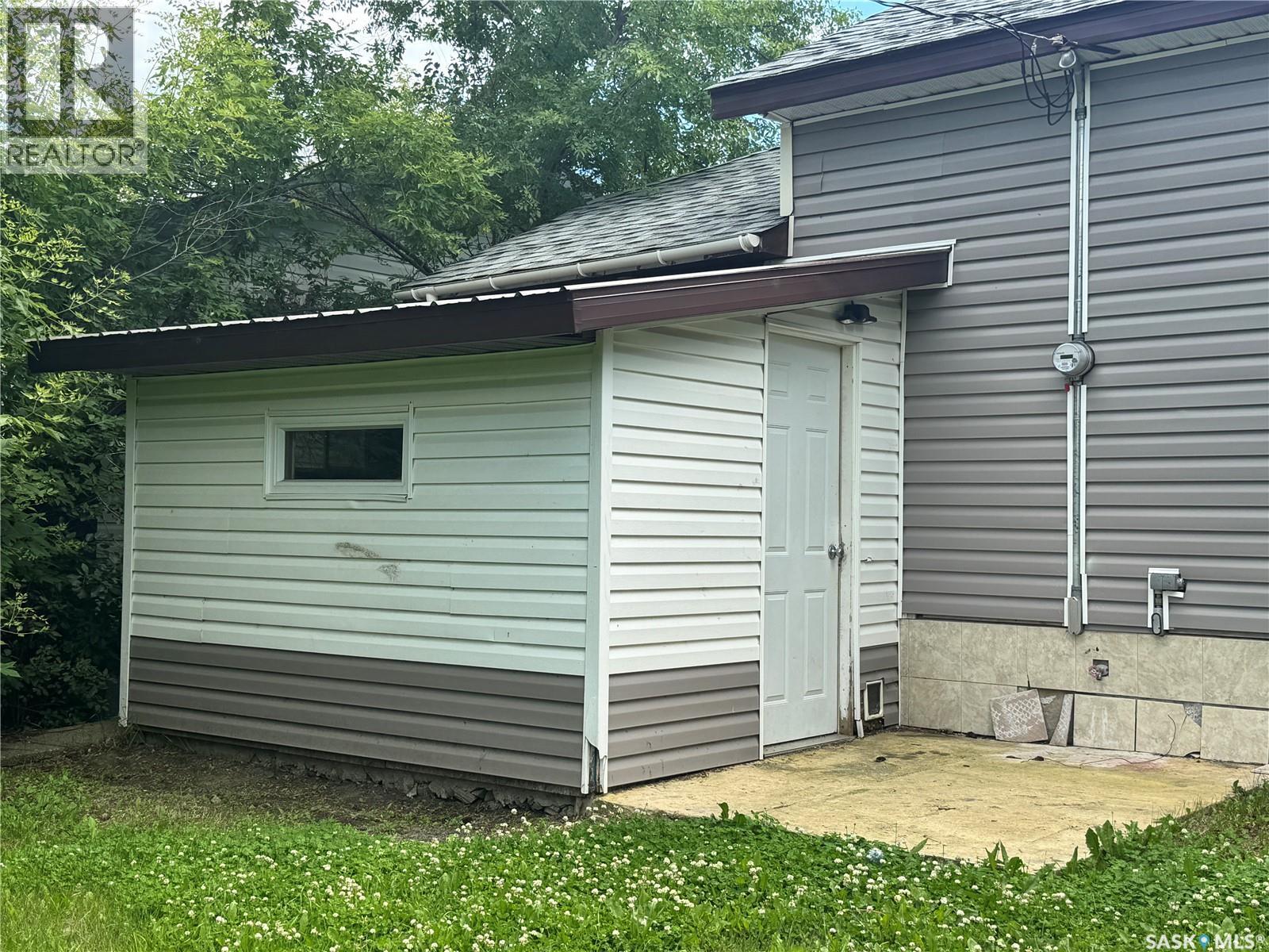 303 4th AVENUE W - 28